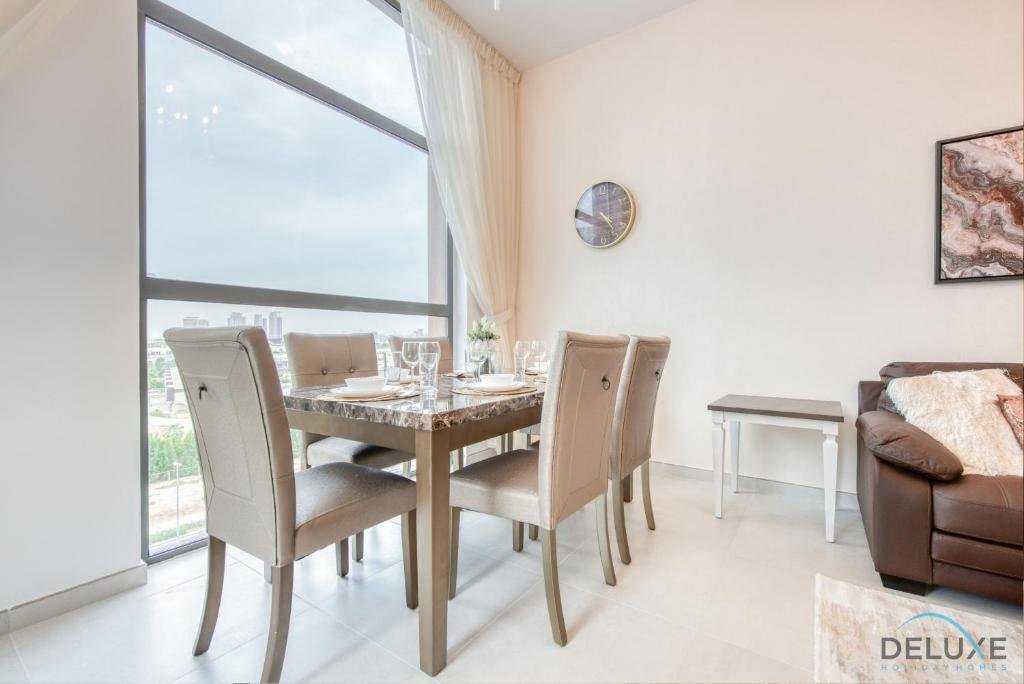 Дубай: Fresh 2BR at Mudon Views 4 Dubailand by Deluxe Holiday Homes