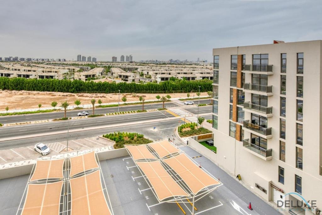 Дубай: Fresh 2BR at Mudon Views 4 Dubailand by Deluxe Holiday Homes