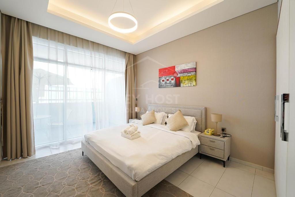 Дубай: KeyHost - Regent Court JVC - KG30