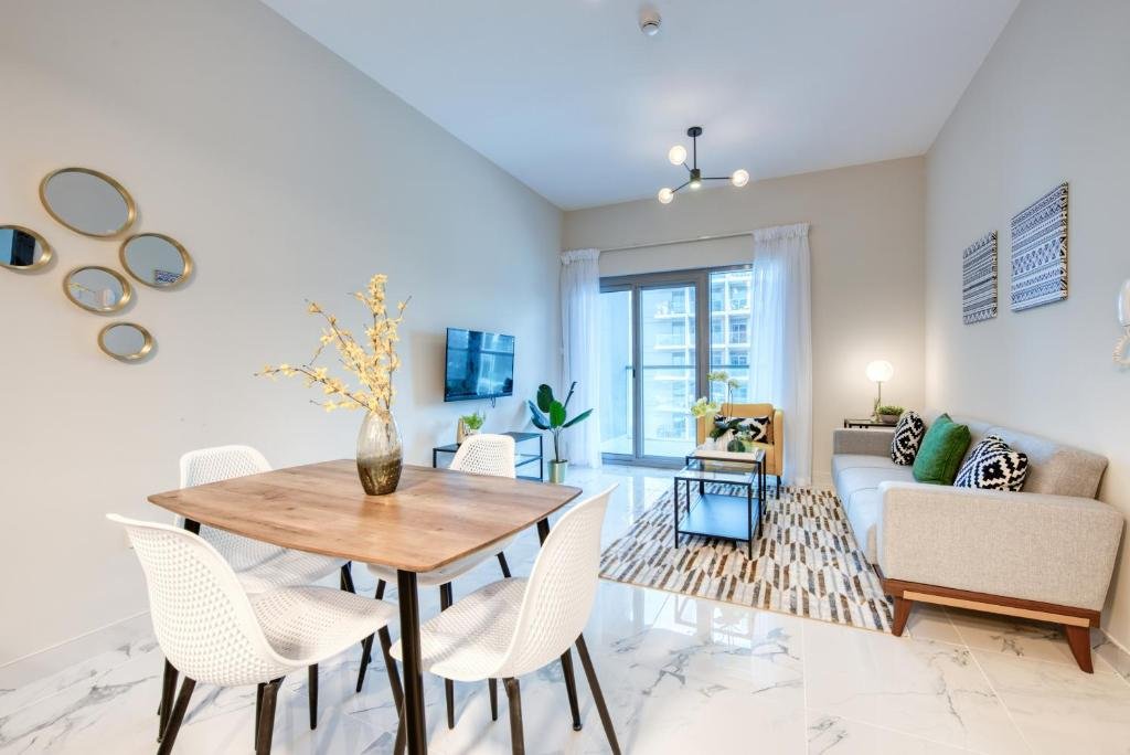 Дубай: Exceptional 1BR in MAG 5, Emaar South by Deluxe Holiday Homes