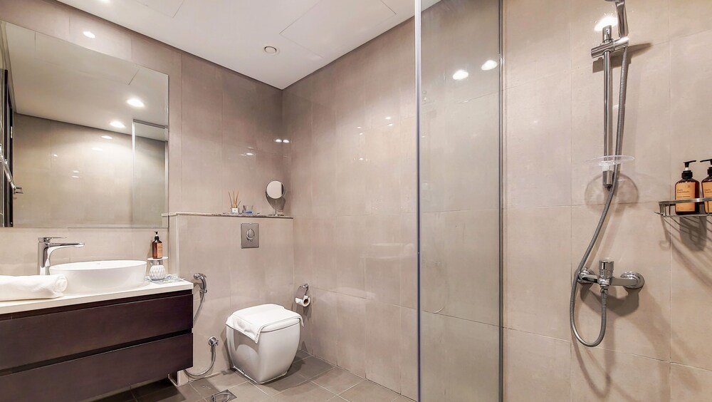 Дубай: Manzil - Modern 3BR in Business Bay nr Dubai Mall