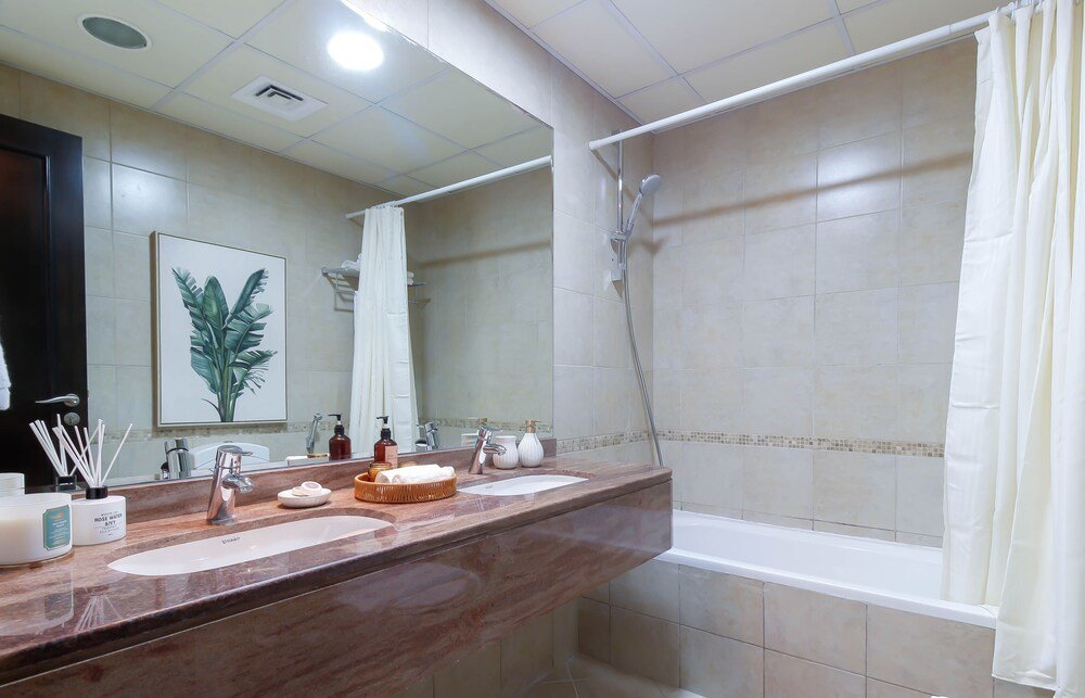 Дубай: Manzil - Stylish 2BR in Dubai Marina nr Dubai Eye