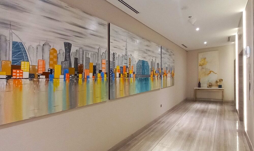 Дубай: Greek View Studio Farhad Azizi Residence Al Jaddaf
