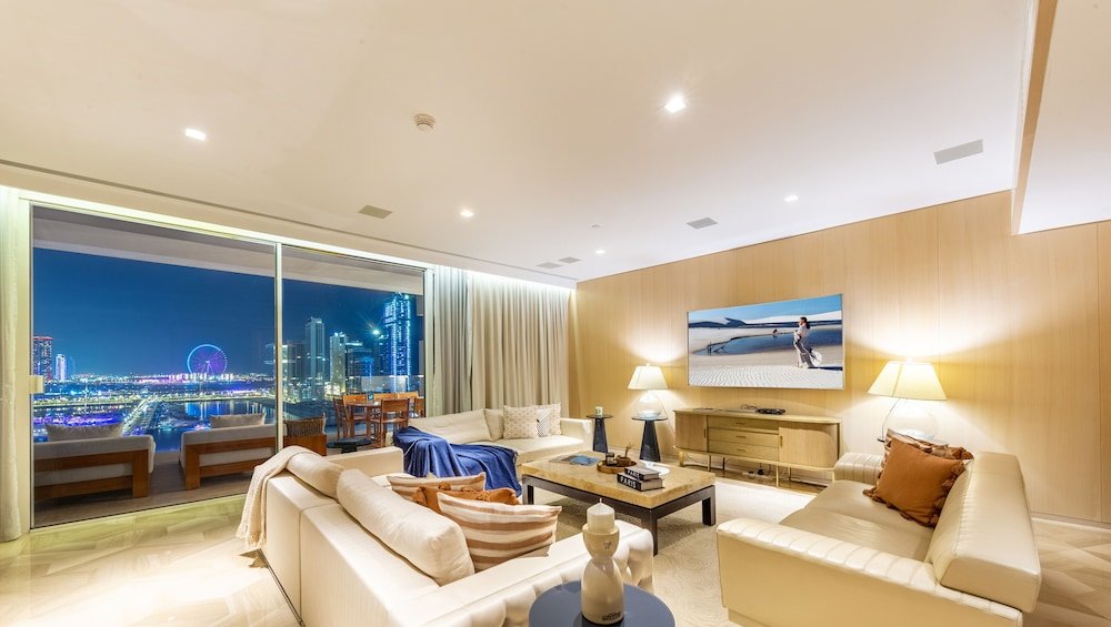 Дубай: Manzil - 4BR Penthouse | FIVE Palm | Private Pool