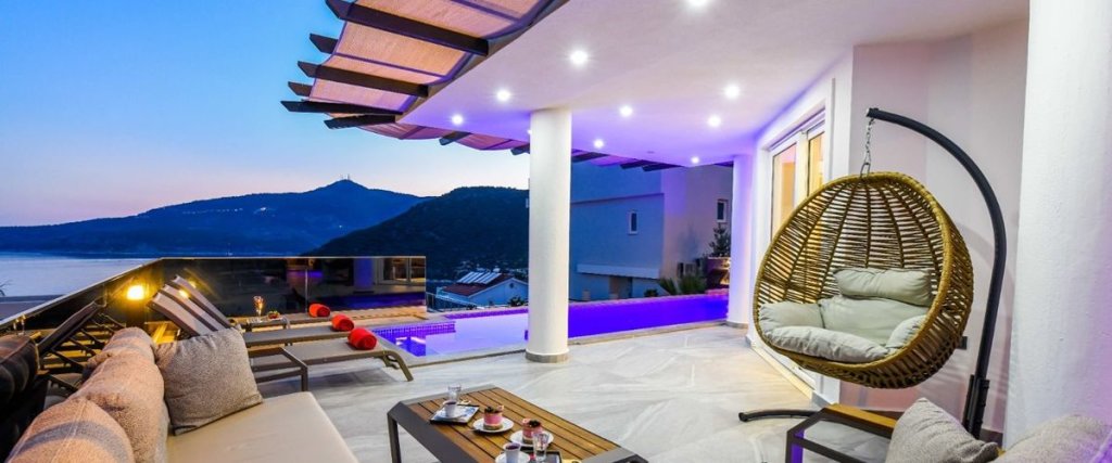 Исламлар: Villa Noname