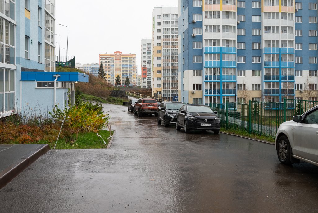 Кемерово: Апартаменты Unique Apart Канарейка напротив ЛДК и Кузбасс-Арены на 1-ой Заречной 9