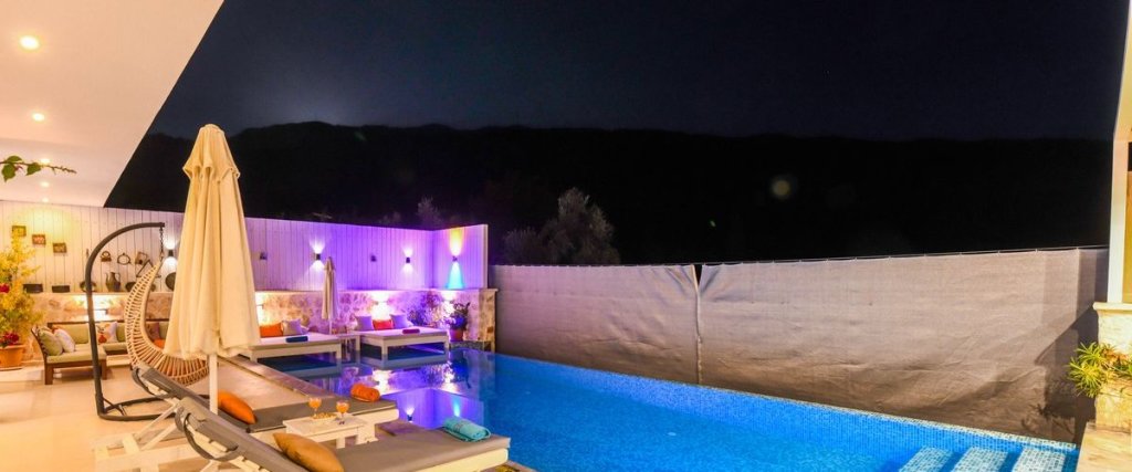 Исламлар: Villa Asia Kalkan