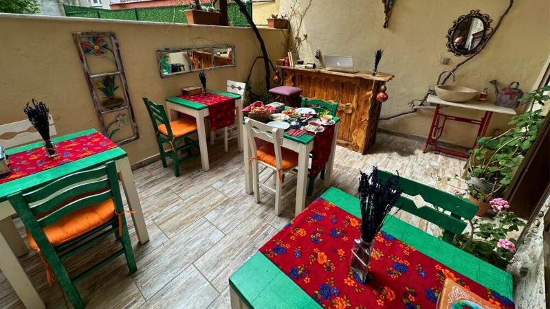 Айвалык: Cunda Konak Nazimaki