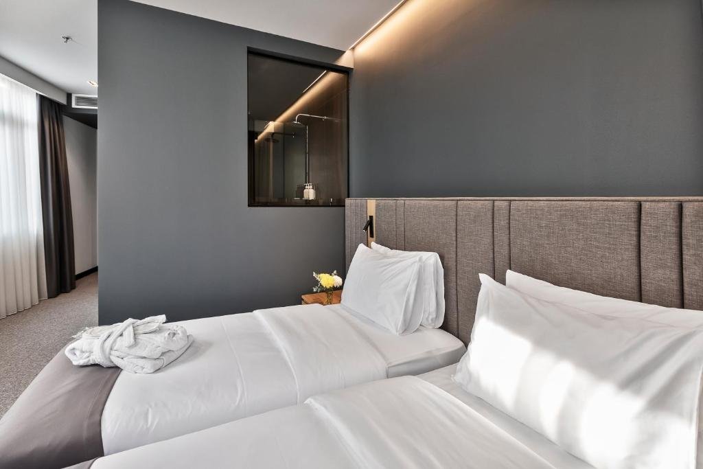 Тбилиси: Hotel Graf