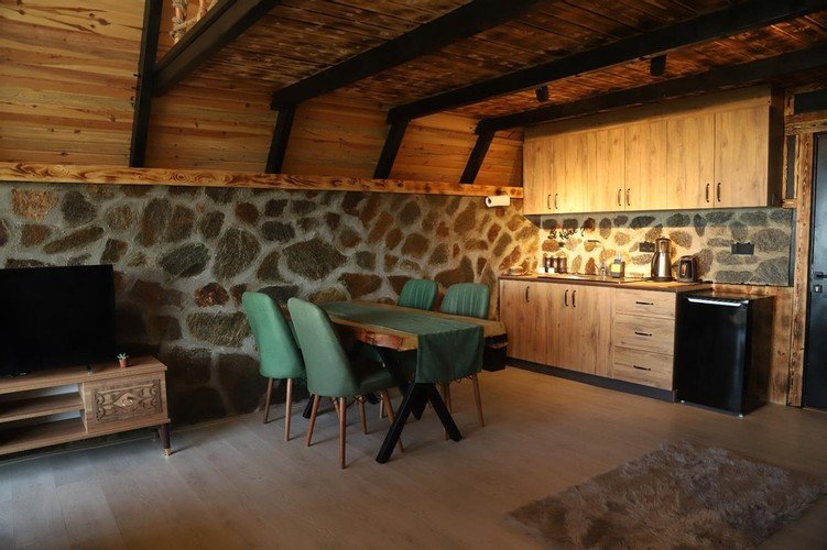 Ардешен: Asel Bungalow
