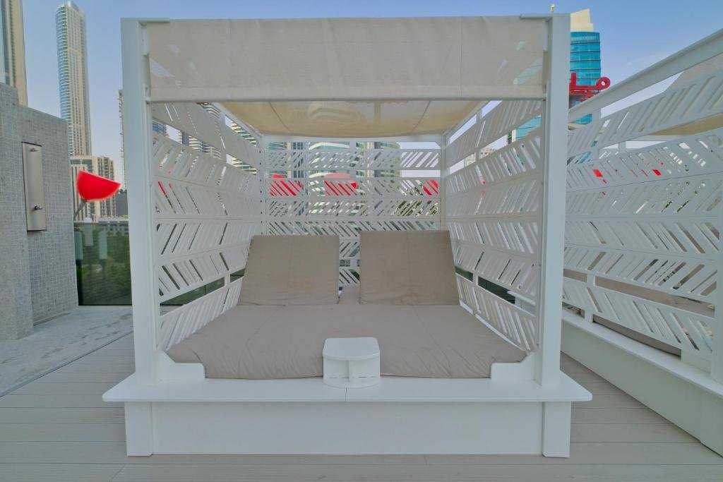 Дубай: Hometown Apartments - Studio in Business Bay with luxury facilities