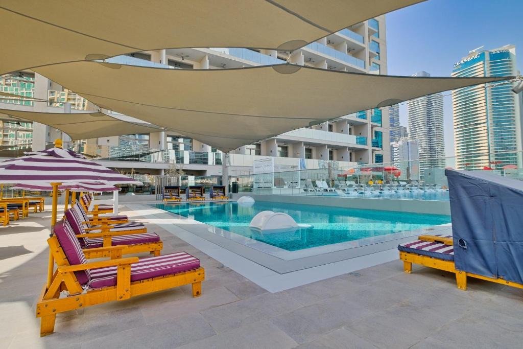 Дубай: Hometown Apartments - Studio in Business Bay with luxury facilities