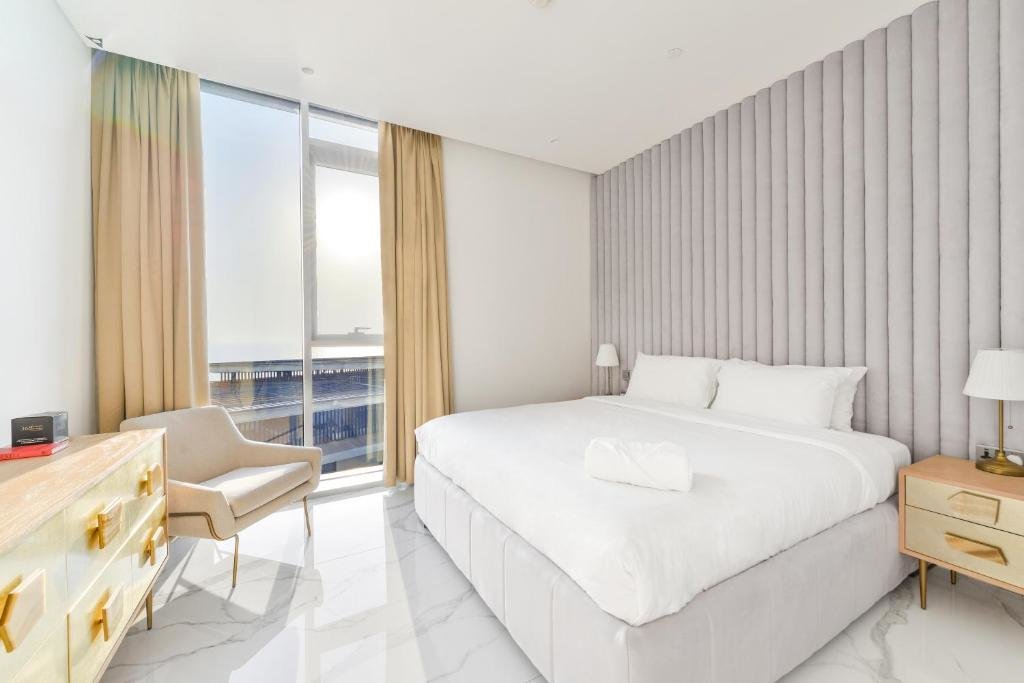 Дубай: Luxe 3 BR Oceanfront Apt with maids room in the heart of Bluewaters Island