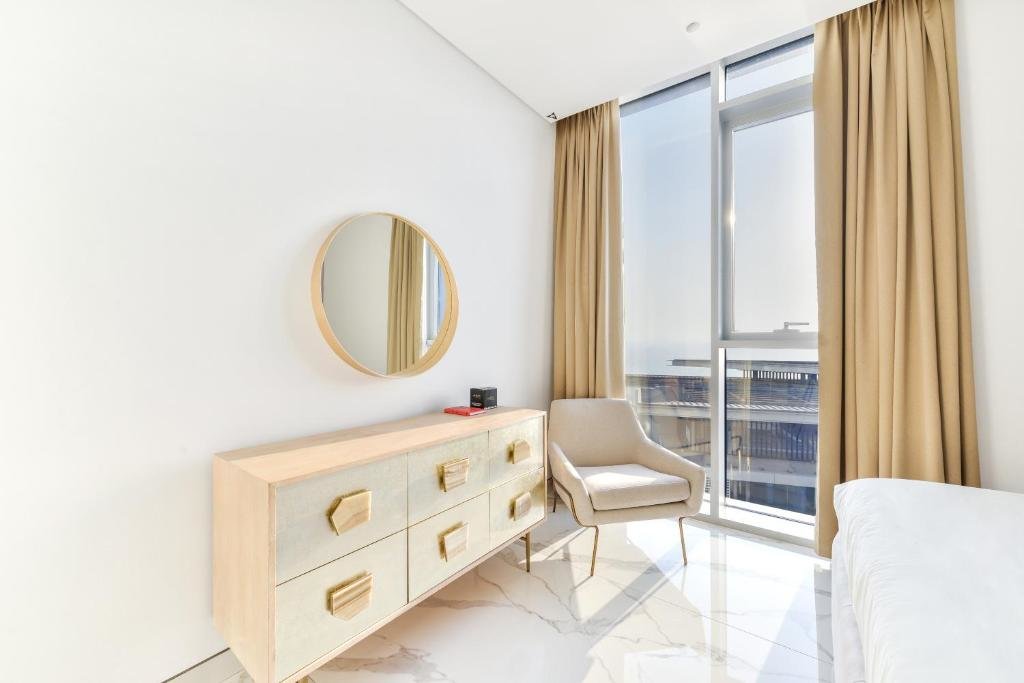 Дубай: Luxe 3 BR Oceanfront Apt with maids room in the heart of Bluewaters Island