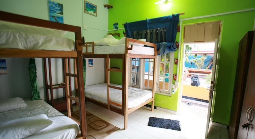 Северный атолл Мале: Surf Inn Maldives