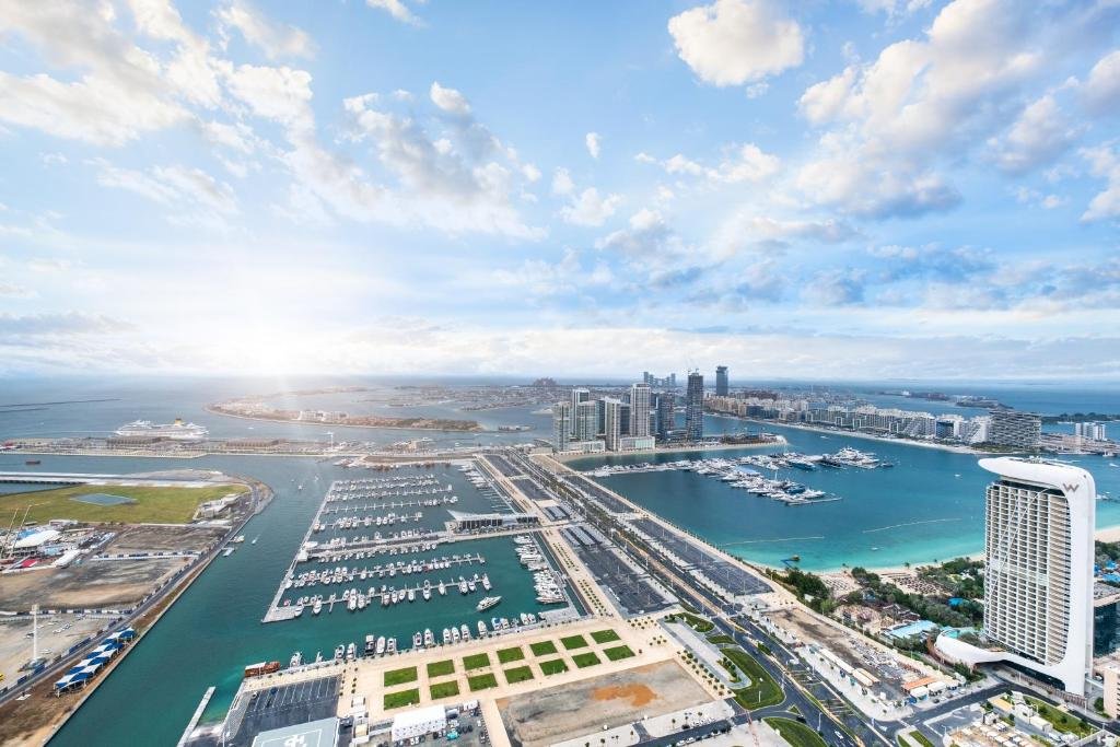 Дубай: LUX - Lavish Suite with Full Palm Jumeirah View 1
