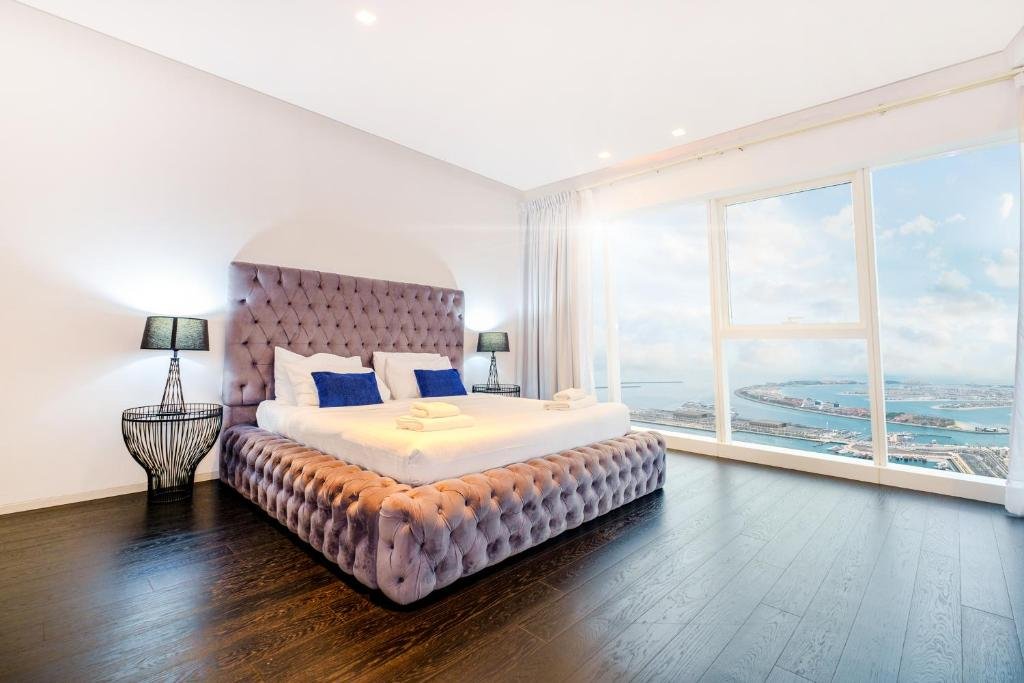 Дубай: LUX - Lavish Suite with Full Palm Jumeirah View 1