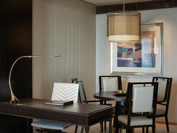 Дубай: Shangri La Dubai Apartments