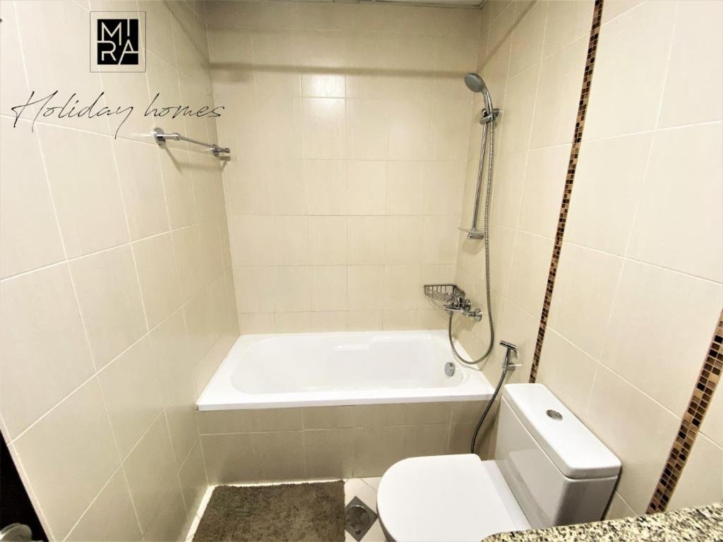 Дубай: Spacious One Bedroom in Al Jadaf - 5 Min To Metro