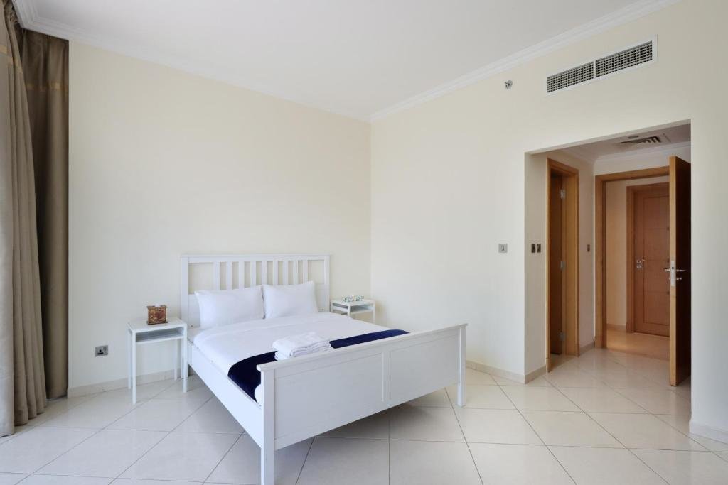 Дубай: Dubai Marina 3 Bedroom Suite with Full Marina View