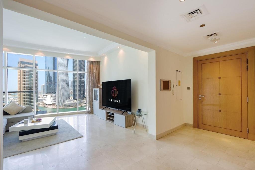 Дубай: Dubai Marina 3 Bedroom Suite with Full Marina View