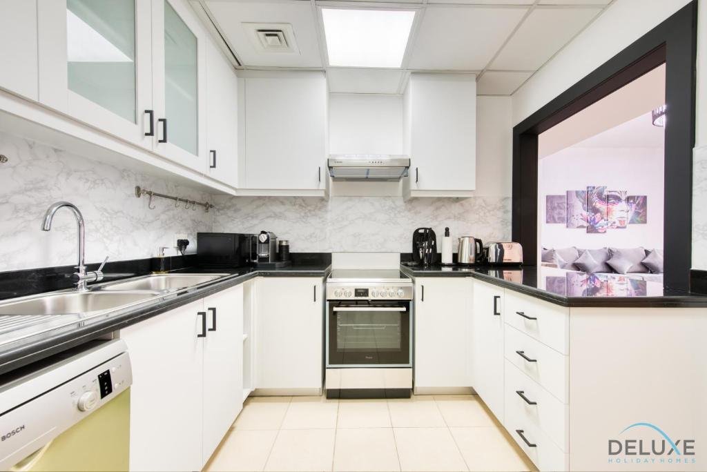 Дубай: Elegant 2br at Bahar 2 Jbr by Deluxe Holiday Homes
