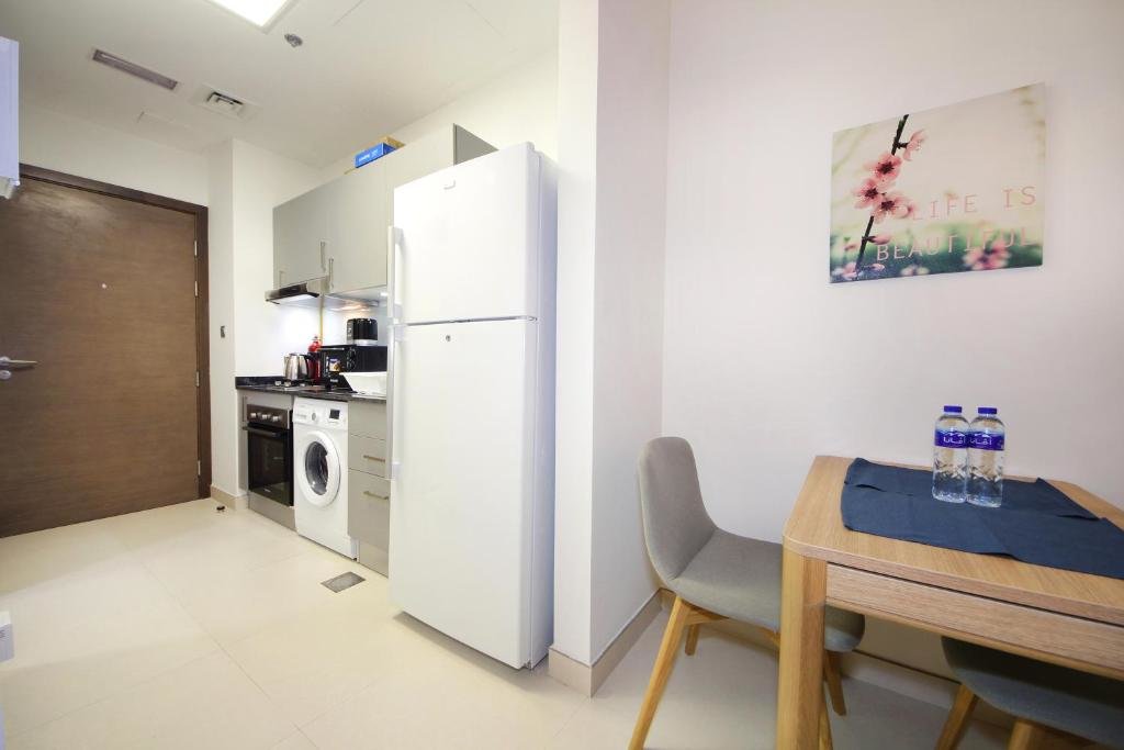 Дубай: New Arabian Apartment Al Furjan