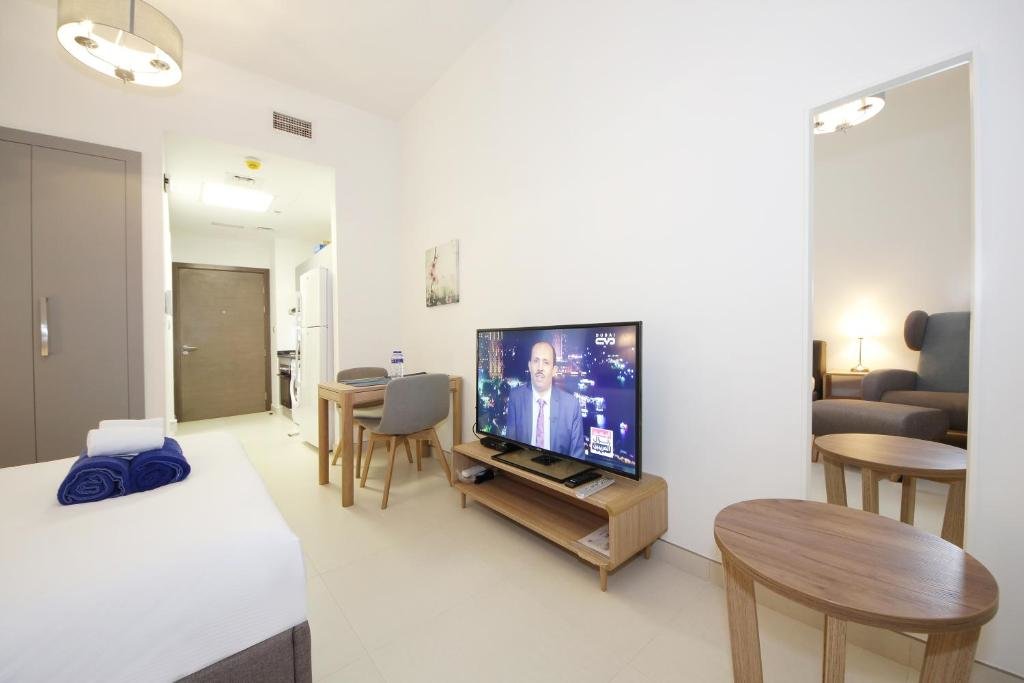 Дубай: New Arabian Apartment Al Furjan