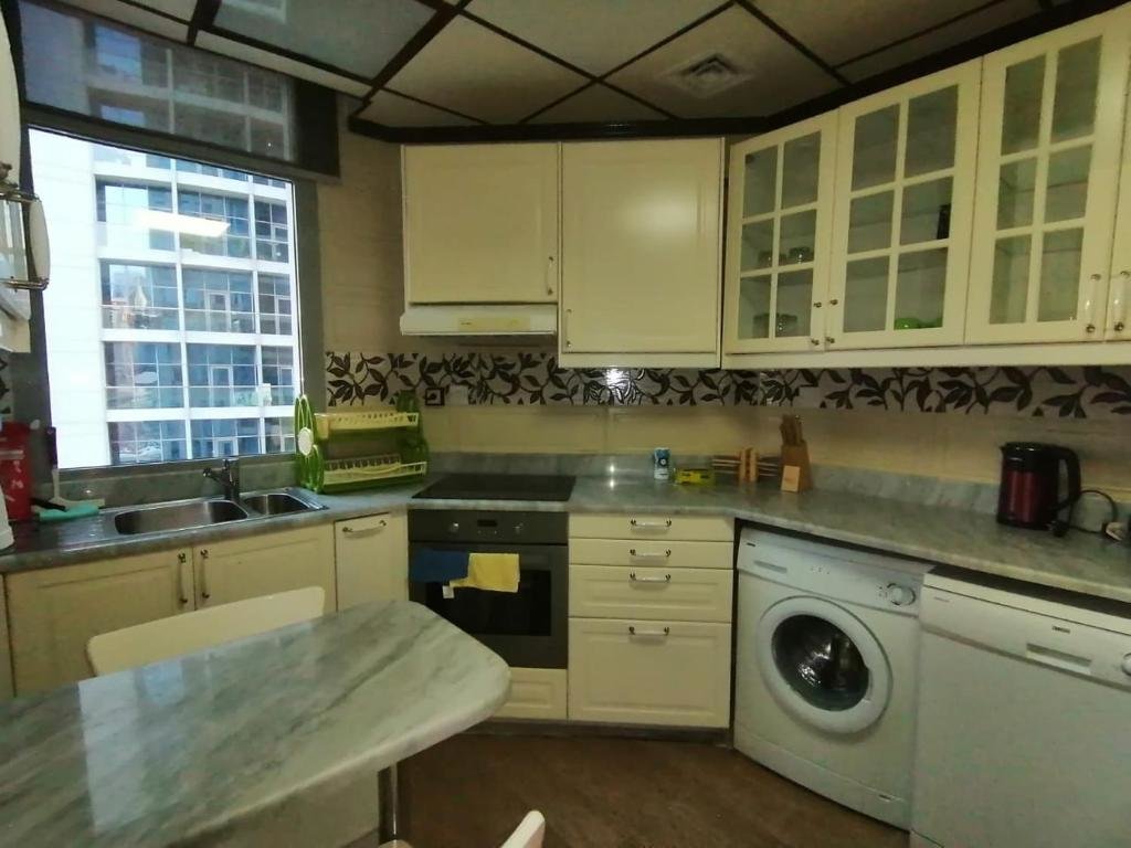 Дубай: Success luxury apartment - 5 min away jbr beach - Free housekeeping provided everyday - Kids stay free up to 17 years age