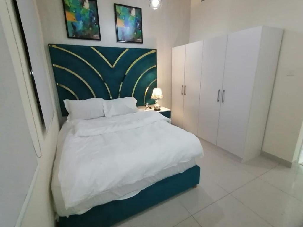 Дубай: Success luxury apartment - 5 min away jbr beach - Free housekeeping provided everyday - Kids stay free up to 17 years age