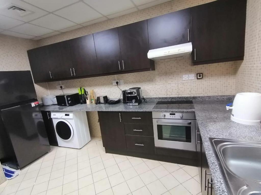 Дубай: Success luxury apartment - 5 min away jbr beach - Free housekeeping provided everyday - Kids stay free up to 17 years age