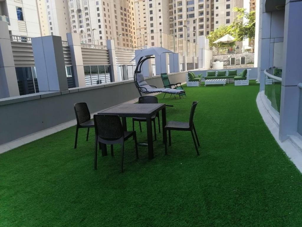 Дубай: Success luxury apartment - 5 min away jbr beach - Free housekeeping provided everyday - Kids stay free up to 17 years age
