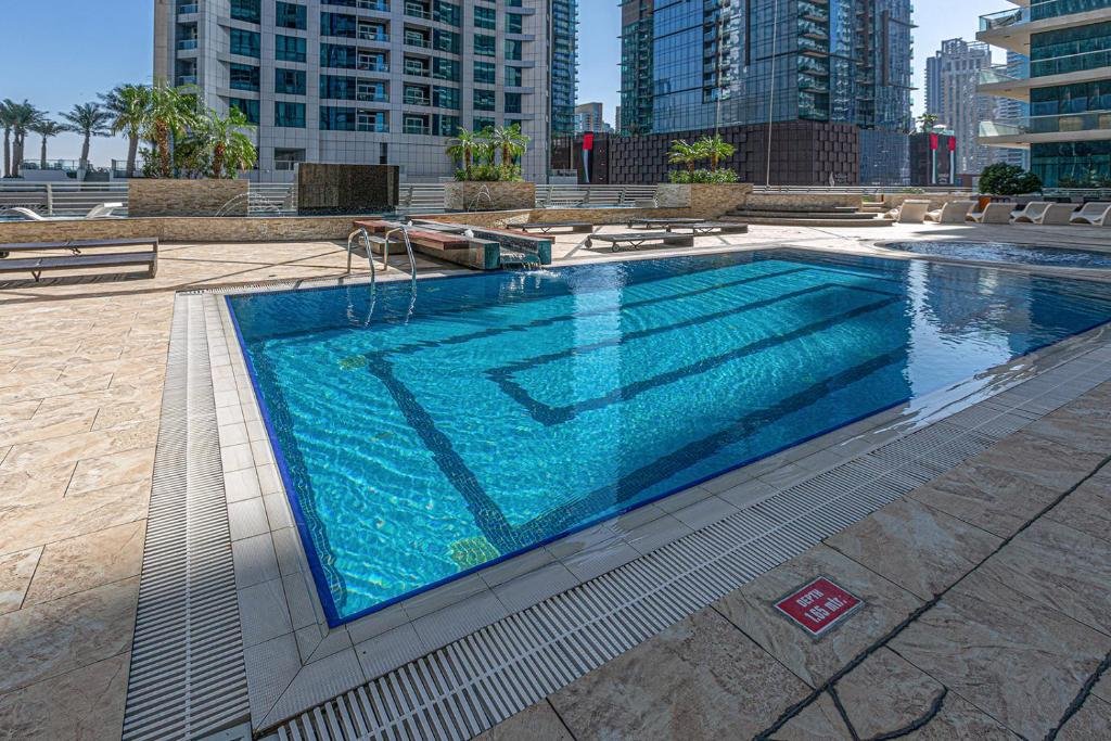 Дубай: Princess Tower Dubai Marina 2BD apartment