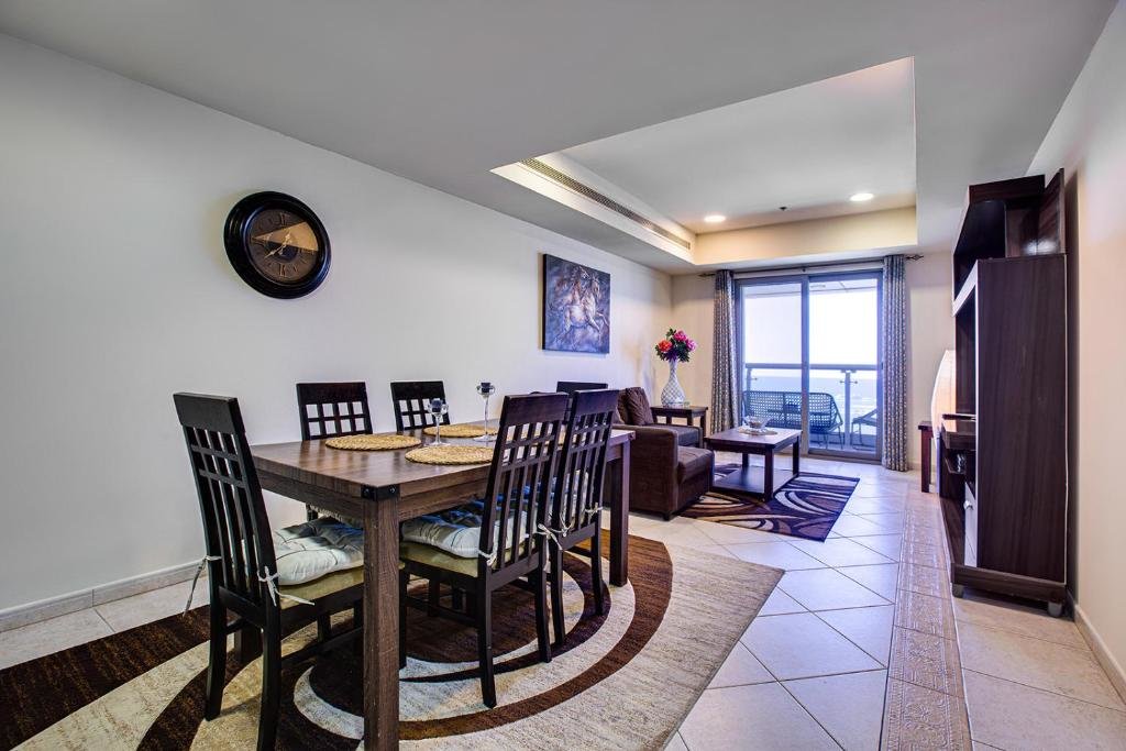 Дубай: Princess Tower Dubai Marina 2BD apartment