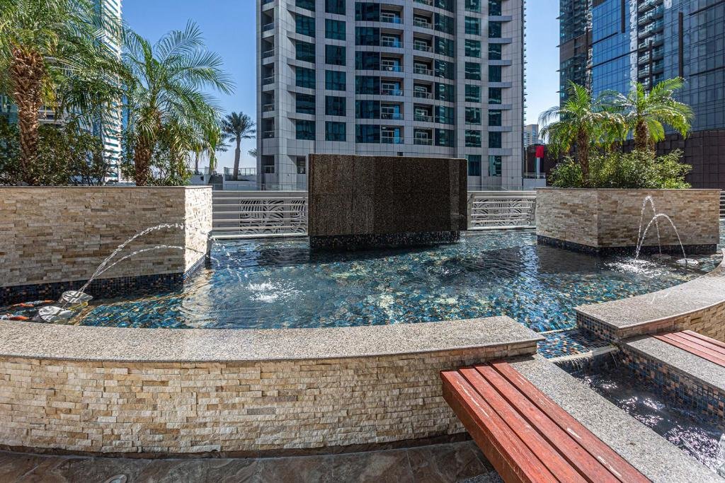 Дубай: Princess Tower Dubai Marina 2BD apartment