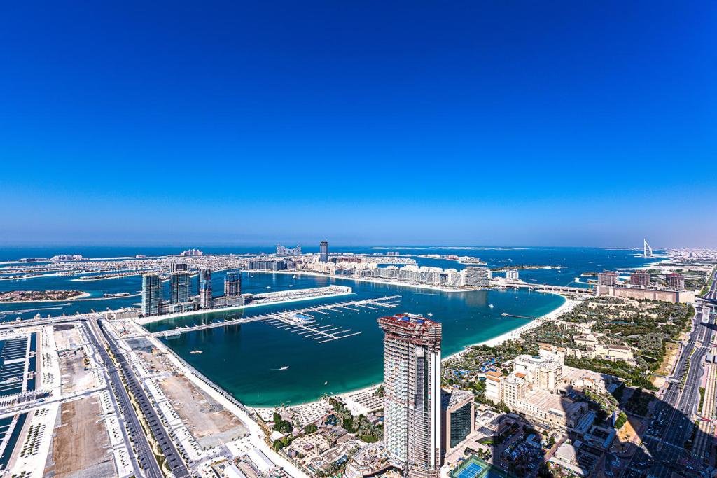 Дубай: Princess Tower Dubai Marina 2BD apartment