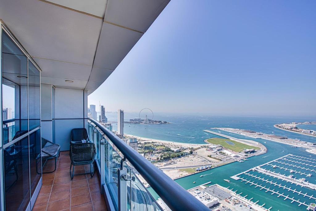Дубай: Princess Tower Dubai Marina 2BD apartment