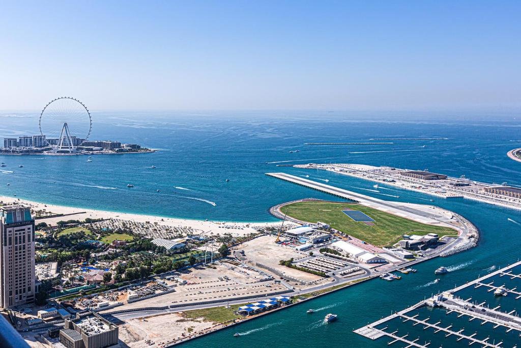 Дубай: Princess Tower Dubai Marina 2BD apartment
