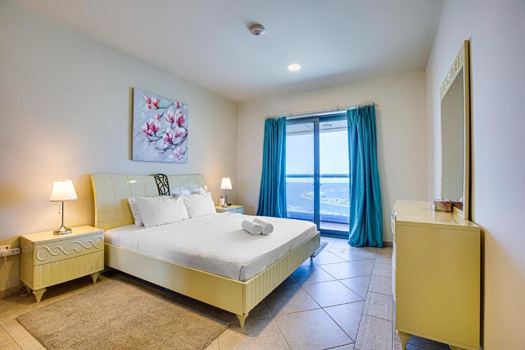 Дубай: Princess Tower Dubai Marina 2BD apartment