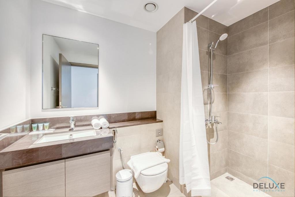 Дубай: Surreal 2 BR Apartment at Creek Horizon Tower 1 by Deluxe Holiday Homes