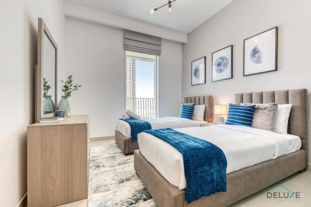 Дубай: Surreal 2 BR Apartment at Creek Horizon Tower 1 by Deluxe Holiday Homes