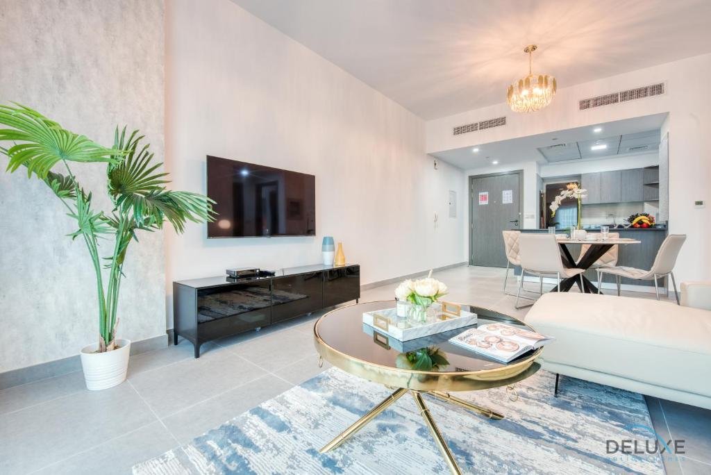 Дубай: Stylish 2BR in Bella Rose Al Barsha South by Deluxe Holiday Homes