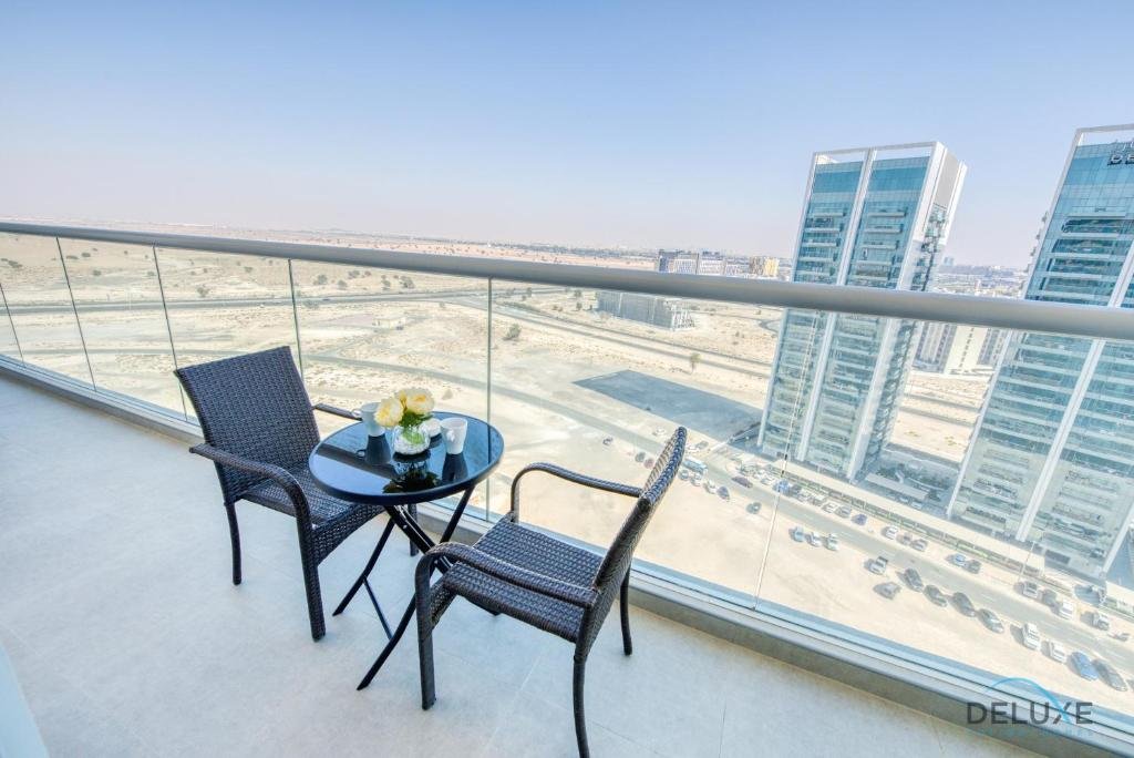Дубай: Stylish 2BR in Bella Rose Al Barsha South by Deluxe Holiday Homes