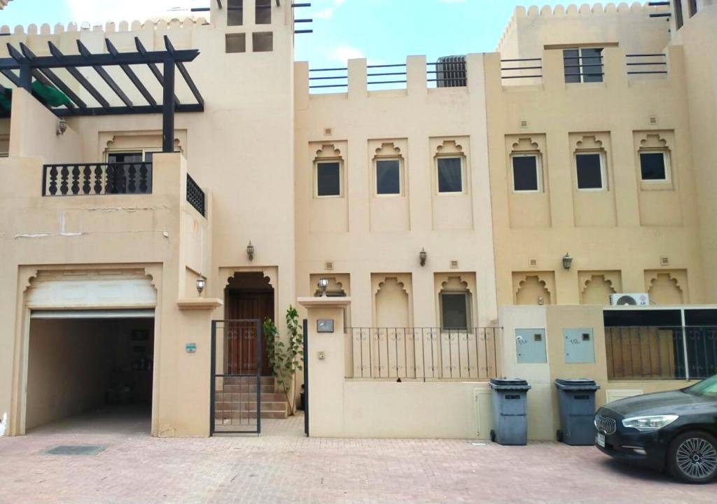 Al Hamra 4-Bedroom Luxury Villa Golf View — фото 3
