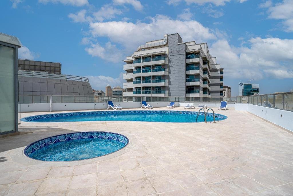 Дубай: RH- 2BR apartment is Al Barsha 1, near mall & lulu