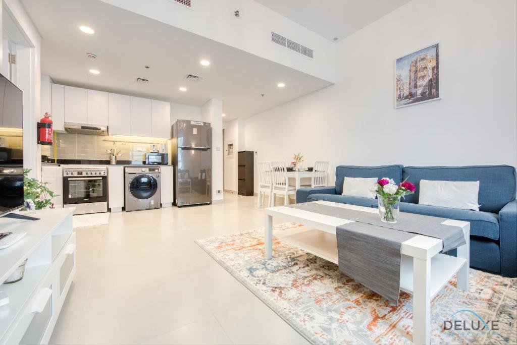 Дубай: Innovative 1 BR Apartment at Pulse Residence Dubai South by Deluxe Holiday Homes