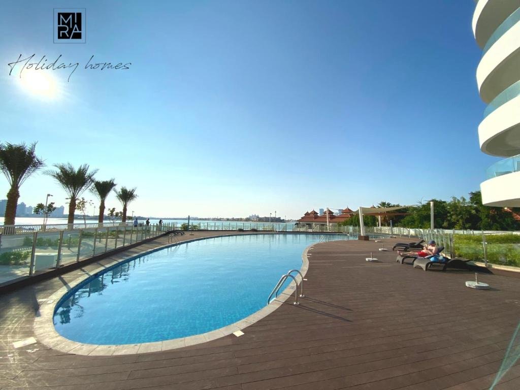 Mira Holiday Homes - 1 Bedroom in Palm Jumeirah with Beach Access — фото 4