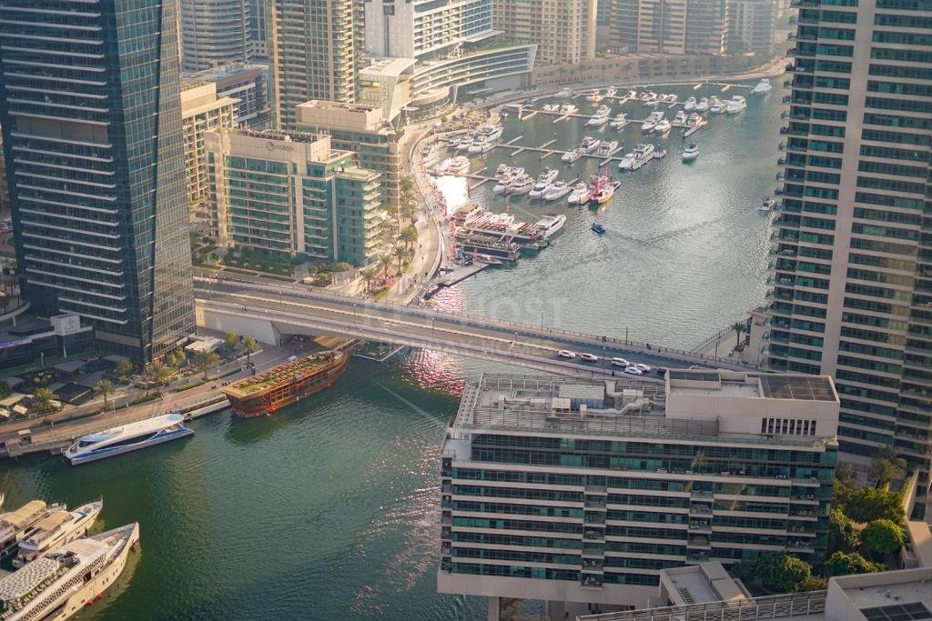 Дубай: KeyHost - Elegant 2BR Central Towers - Dubai Marina - K3620