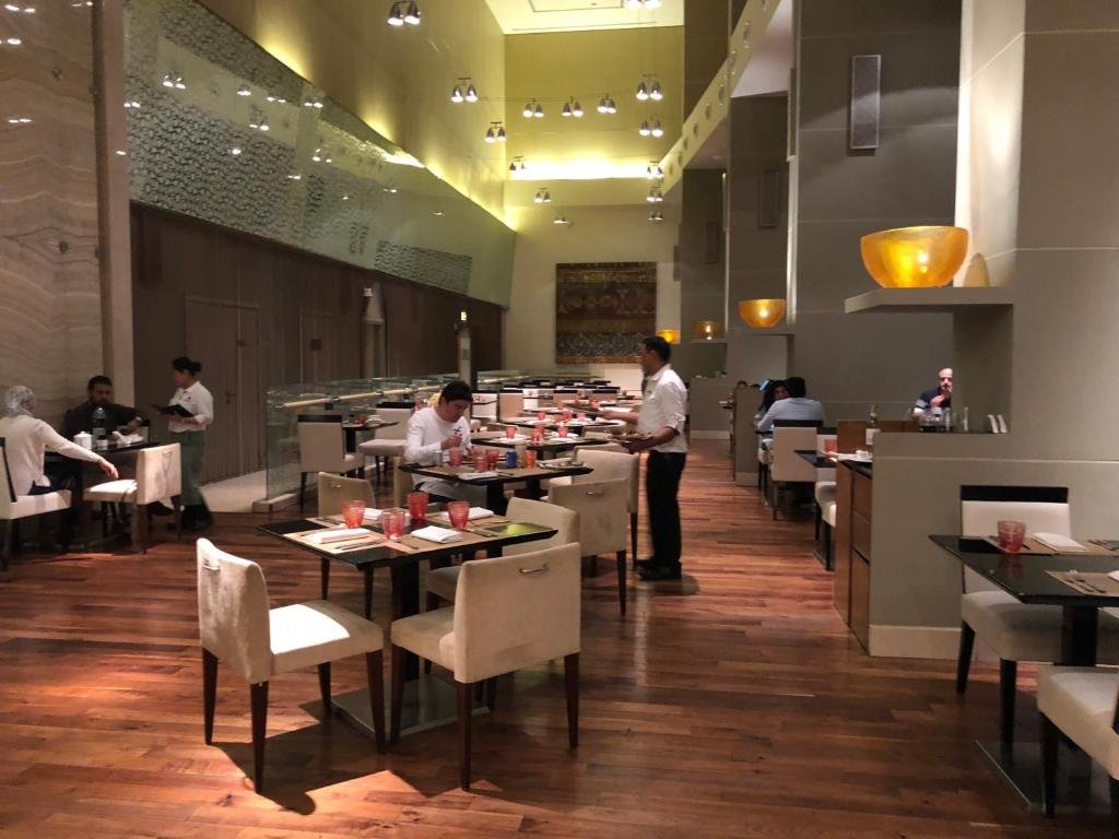 Дубай: Holiday Home - Address Dubai Mall Residences 23 floor 1 bedroom