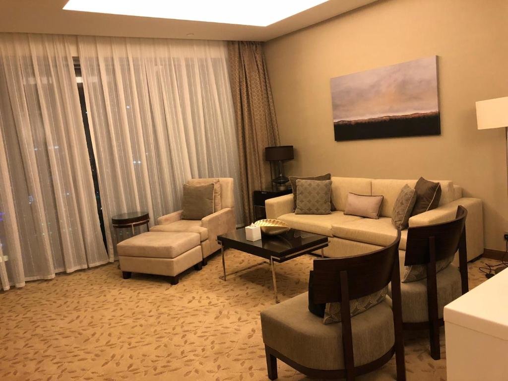 Дубай: Holiday Home - Address Dubai Mall Residences 23 floor 1 bedroom